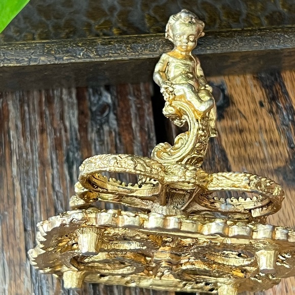 Vintage Gold-Tone Lipstick Stand -“The Bucklers” - Picture 4 of 12